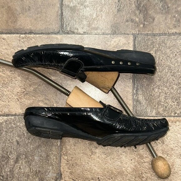 Stuart Weitzman Shoes - Stuart Weitzman Patent Leather Size 6.5